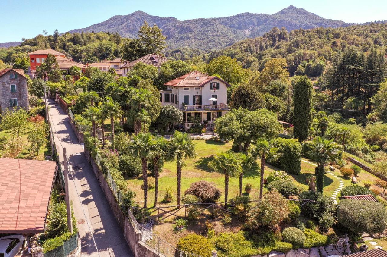 Bed and Breakfast il Motto di Tommy Castelveccana Esterno foto